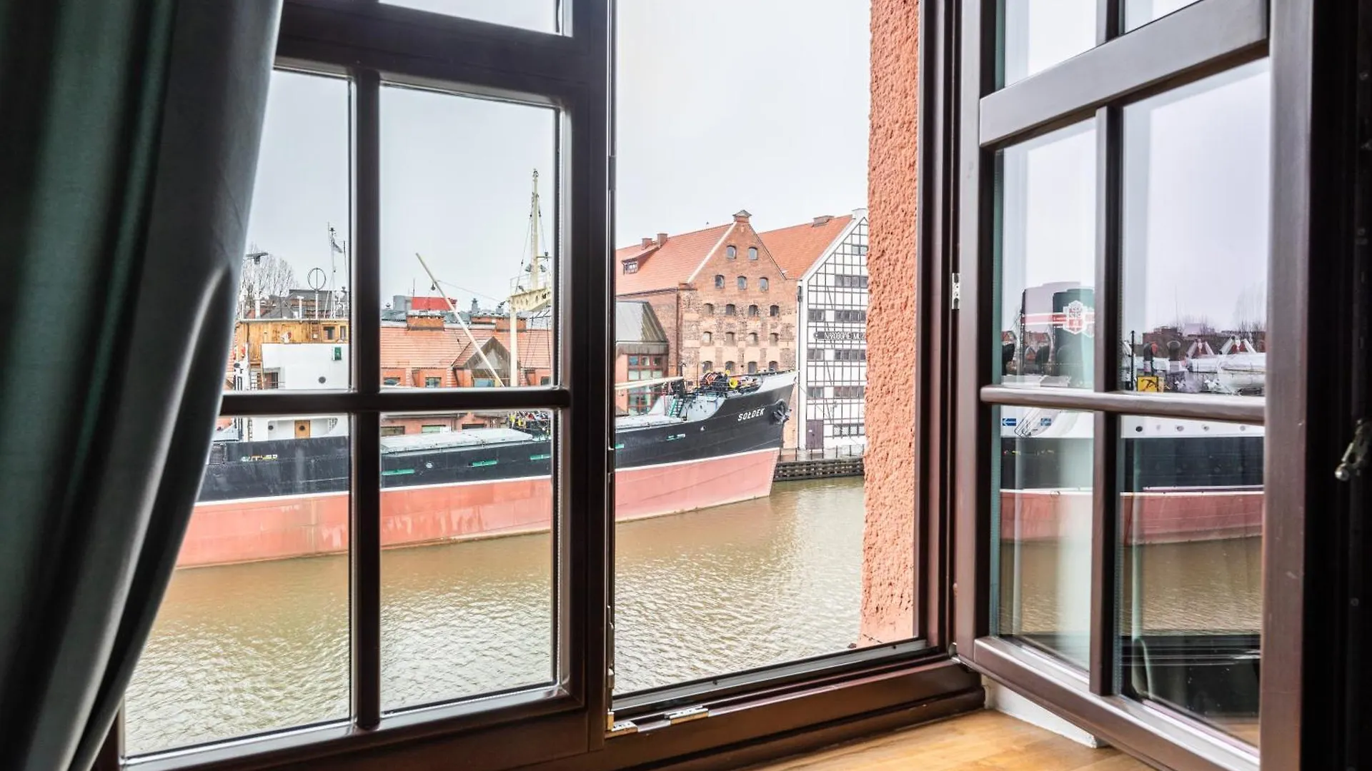 Motlawa Apartments Gdansk Old Town