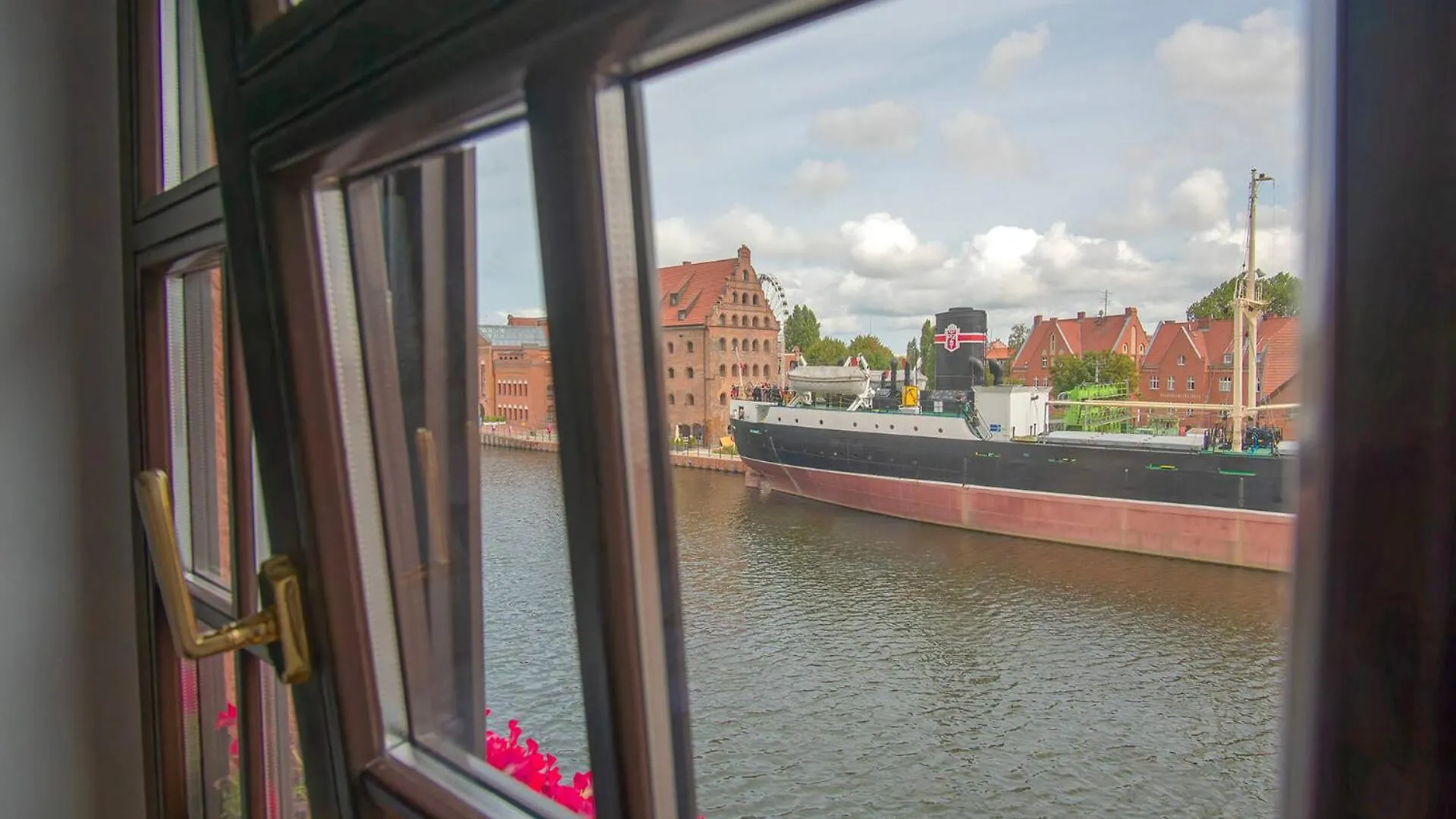 Motlawa Apartments Gdansk Old Town